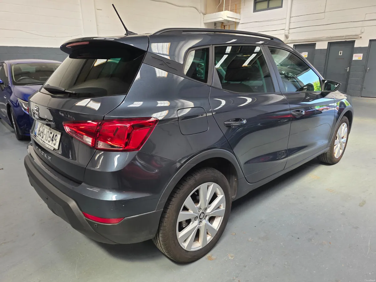 SEAT Arona 2019  SE Manual - Image 6