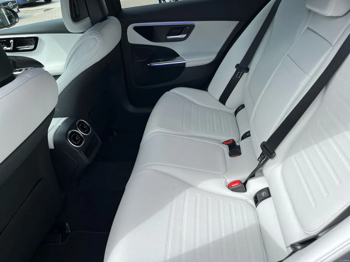 Mercedes-Benz C-Class C 200D AMG Line Plus MHEV Sa - Image 4