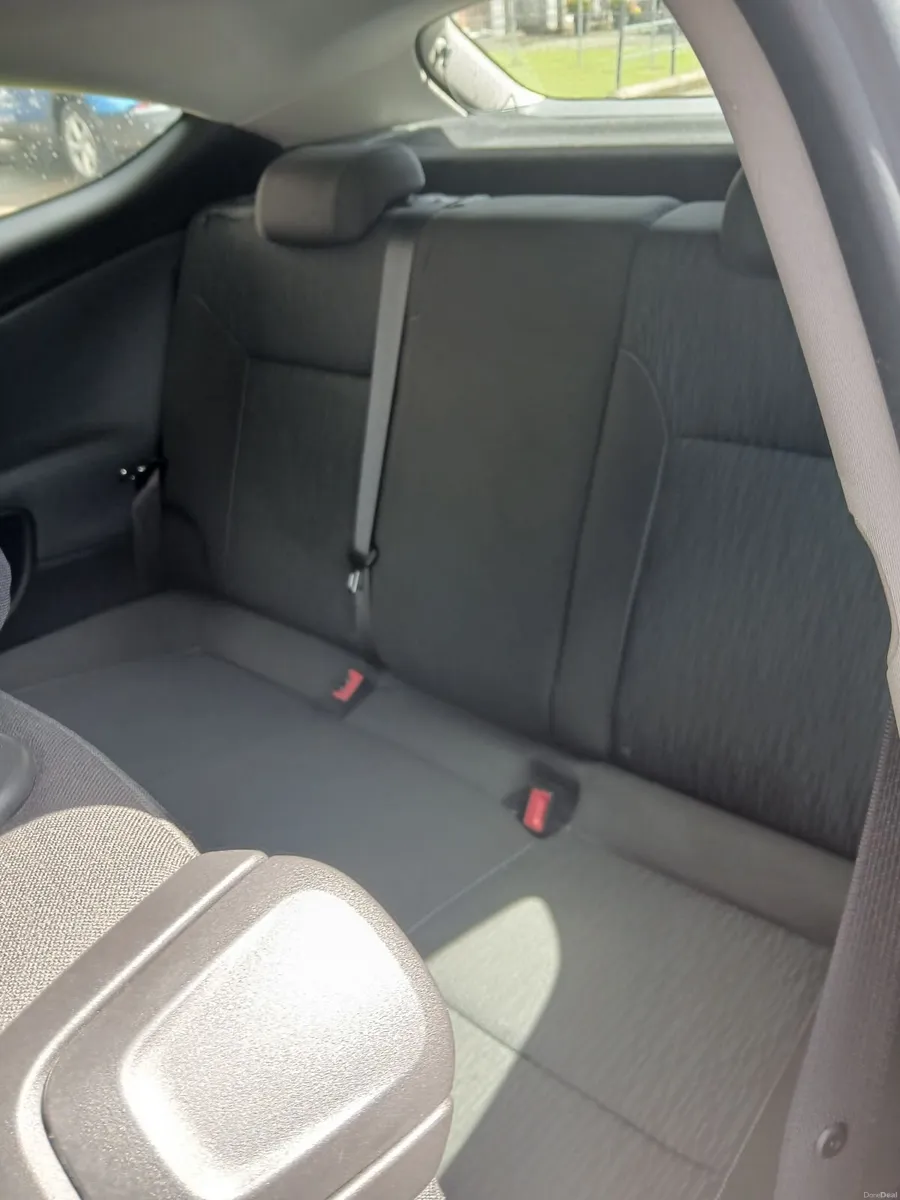 Opel Astra 2013 - Image 1
