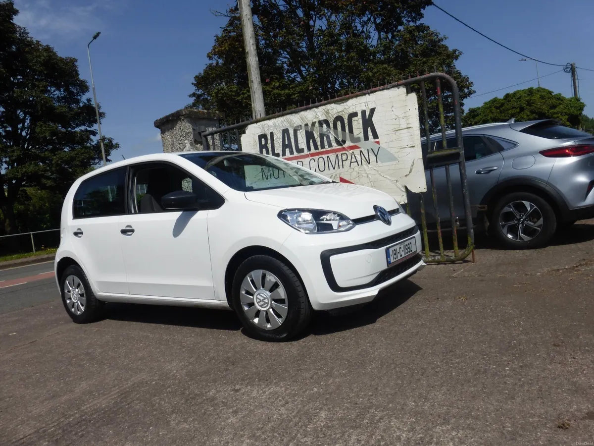 Volkswagen up! 2019 - Image 1