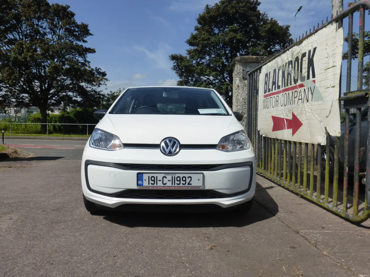 Volkswagen up! 2019 - Image 2