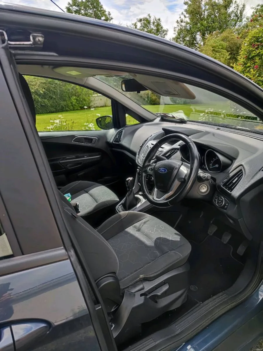 Xcellent 1.5 tdci Ford BmaX - Image 2