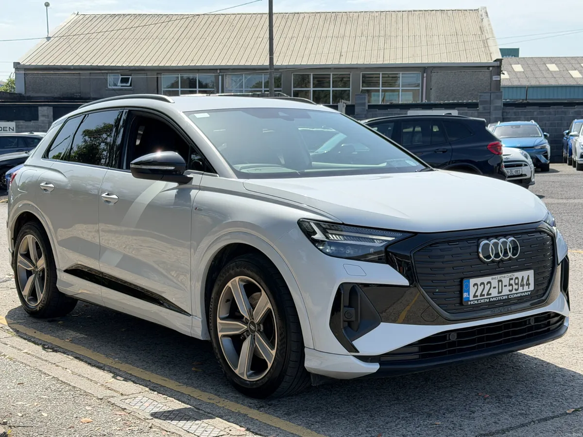2022 Audi Q4 E-tron 35. S-LINE. REAR CAMERA - Image 6