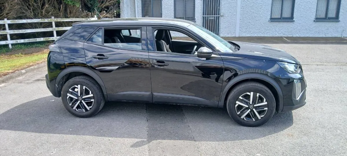 Peugeot 2008 - Image 4