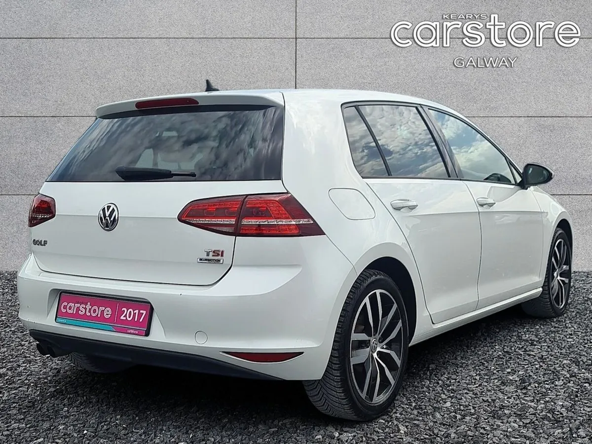 Volkswagen Golf TSI High Line Connect - Image 3