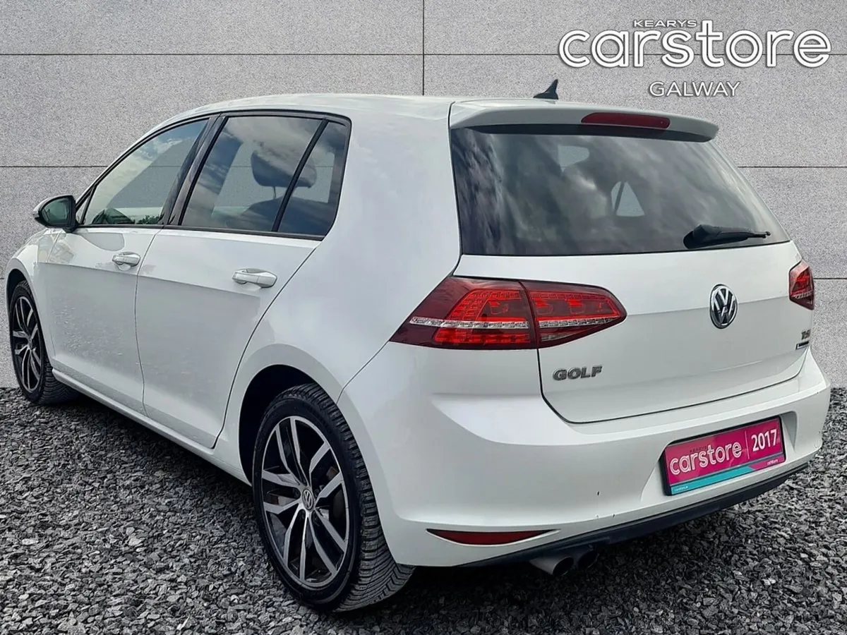 Volkswagen Golf TSI High Line Connect - Image 5