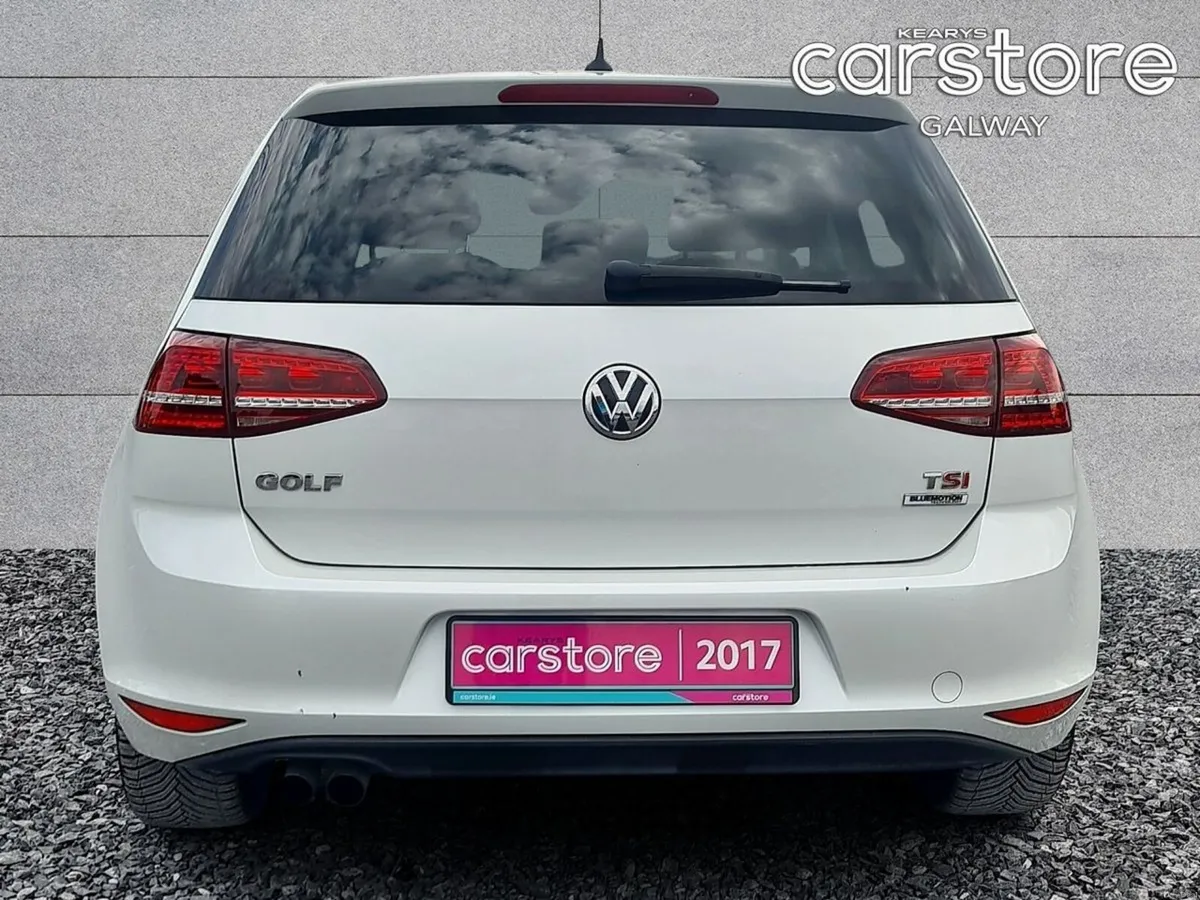 Volkswagen Golf TSI High Line Connect - Image 4