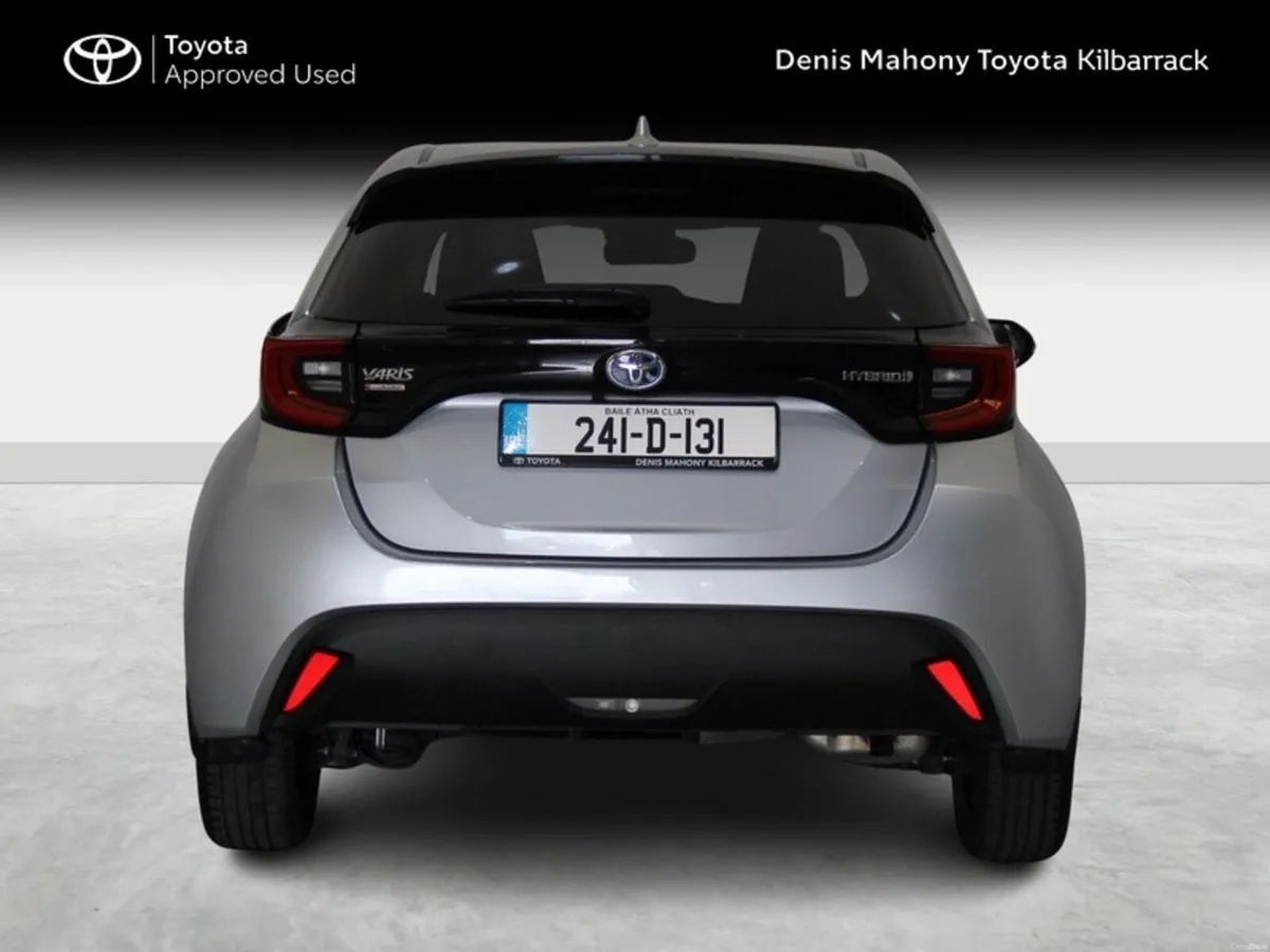 Toyota Yaris HYBRID L/SPORT - Image 4