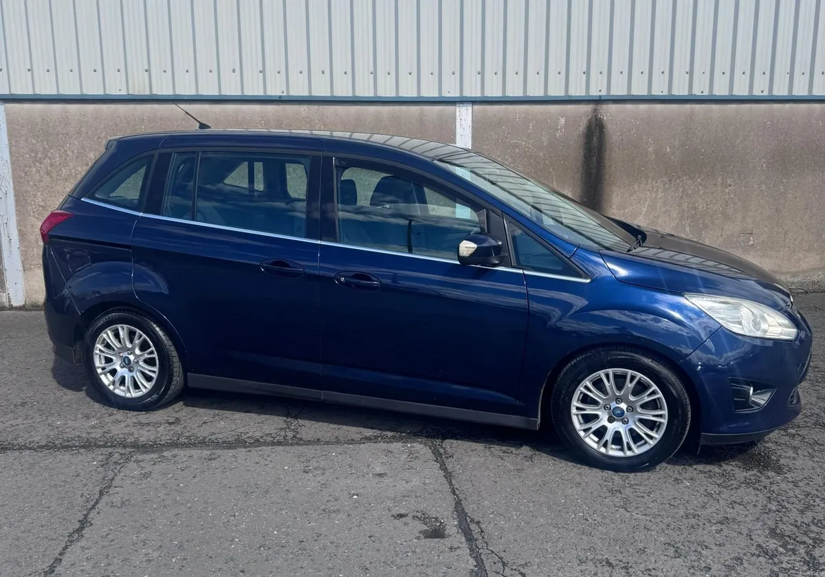Ford Grand C-Max 2011 - Image 3