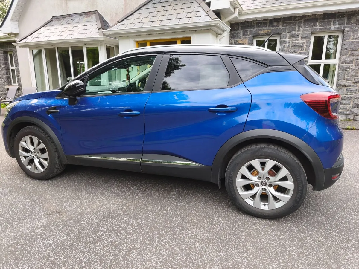 Renault Captur - Image 2