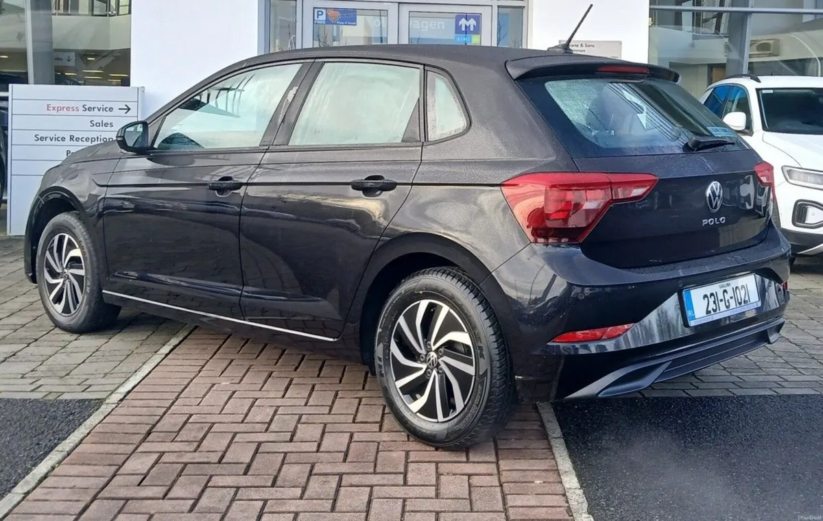 Volkswagen Polo Life 1.0 TSI 95HP **AUTOMATIC, APP - Image 3