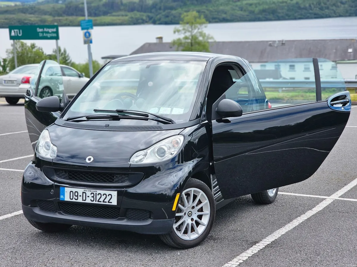 LOW MILEAGE 69724 km  Smart Fortwo 2009 - Image 1
