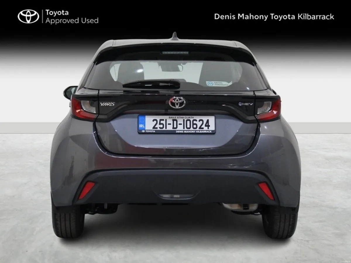 Toyota Yaris Yaris Hybrid 115 Luna - Image 4