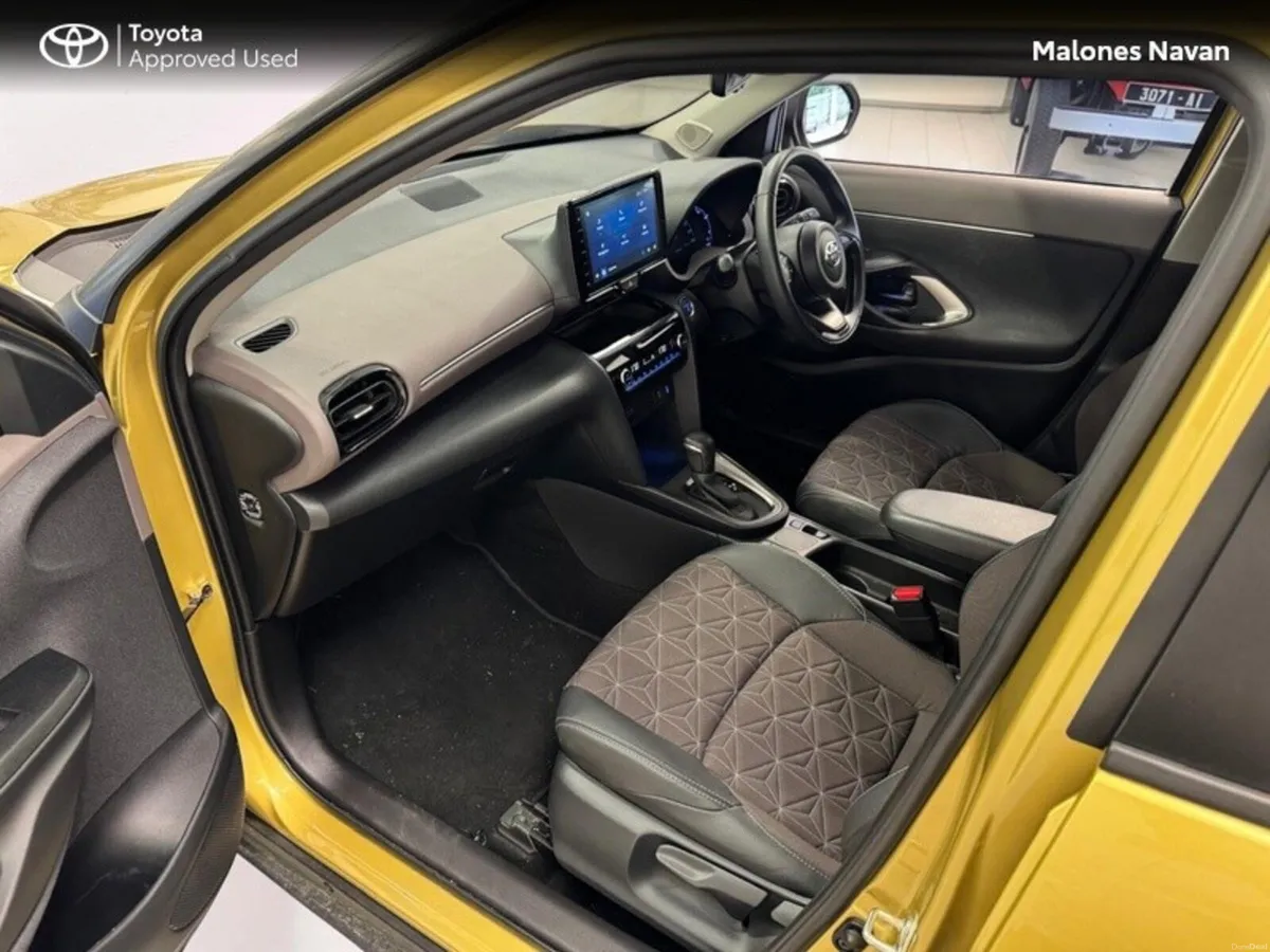 Toyota Yaris Cross CROSS SOL 4DR AUTO - Image 6