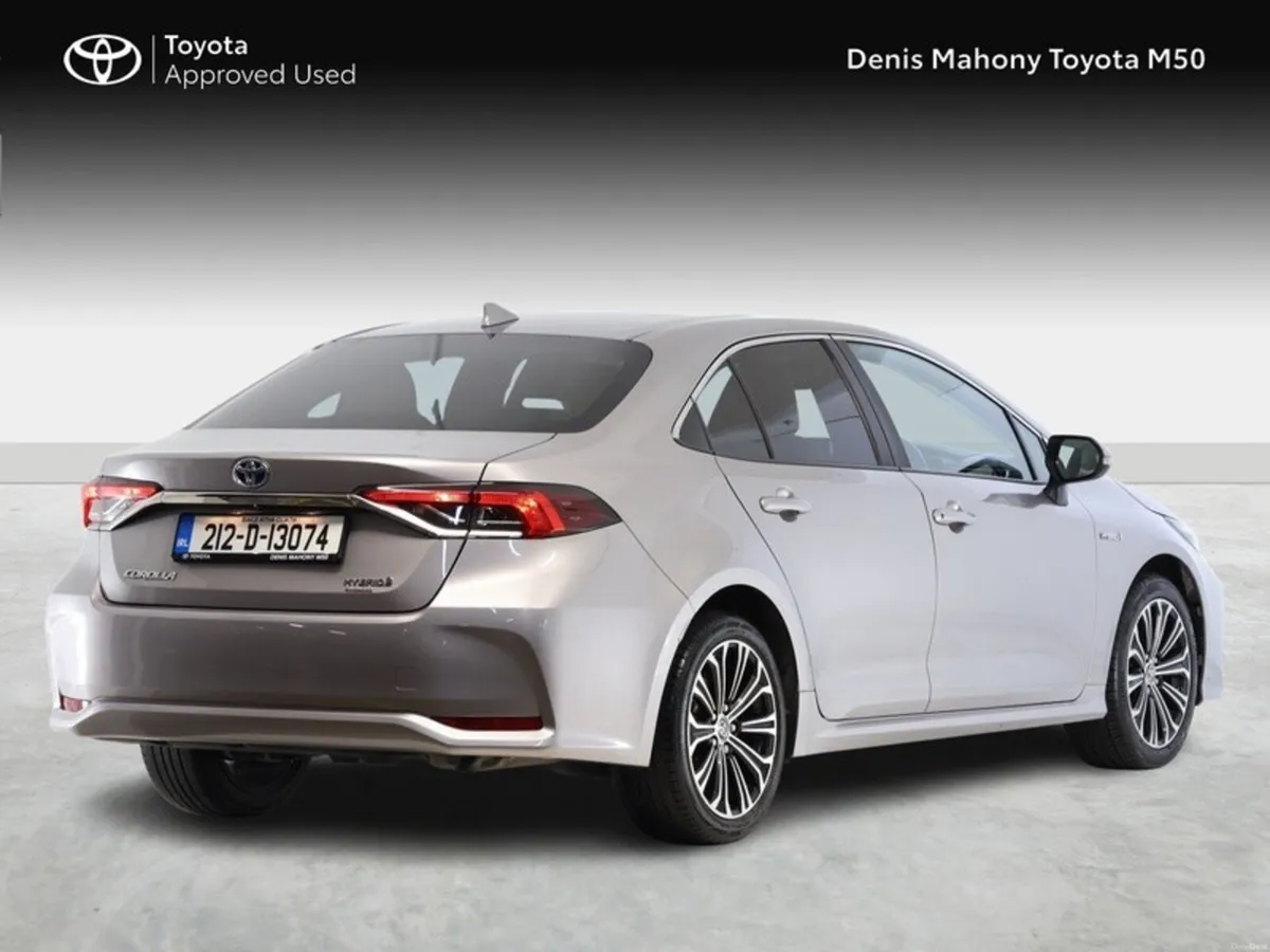 Toyota Corolla Luna Sport Hybrid Saloon - Image 2