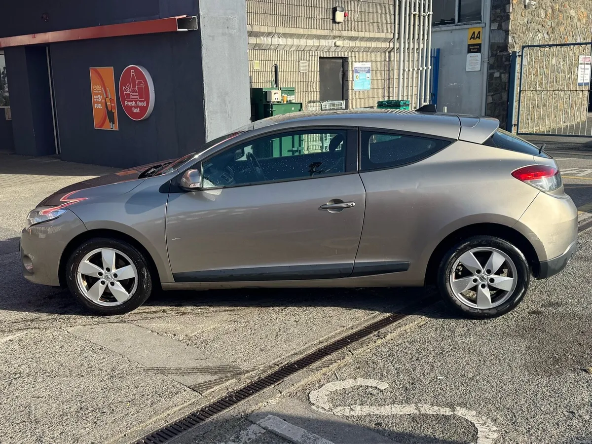 Megane Coupe - Image 2