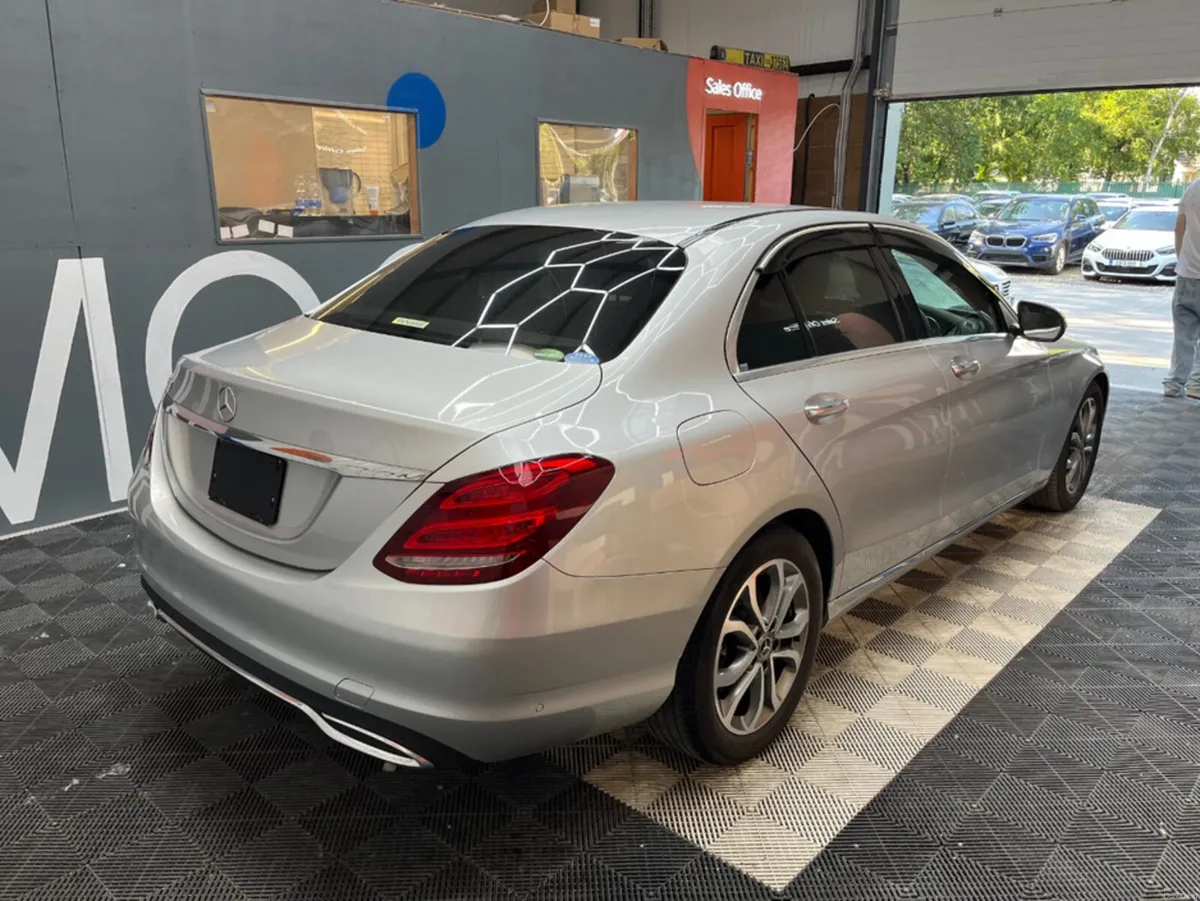 Mercedes-Benz C-Class 2017 MERCEDES-BENZ C200 2.0 - Image 2