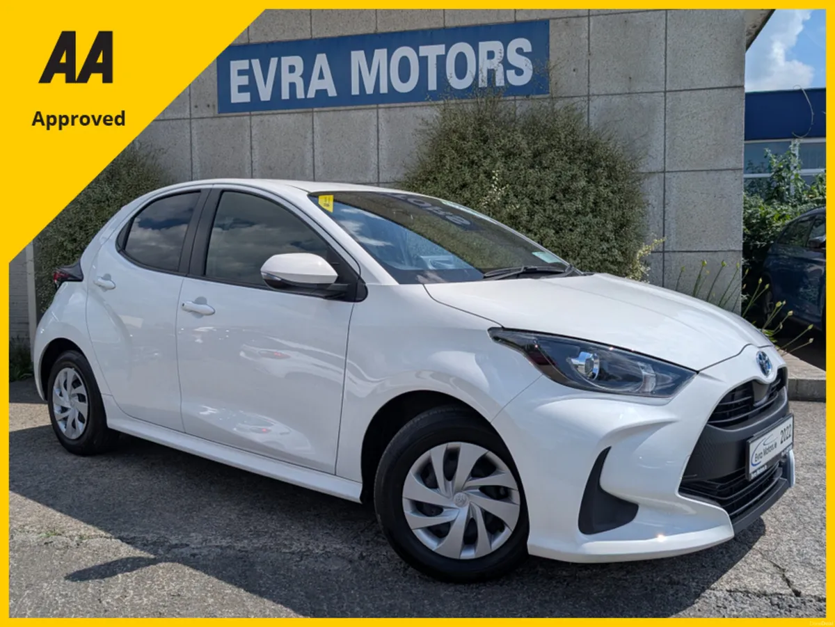 Toyota Yaris X HYBRID AUTOMATIC 1.5 PETROL //LOW M - Image 1