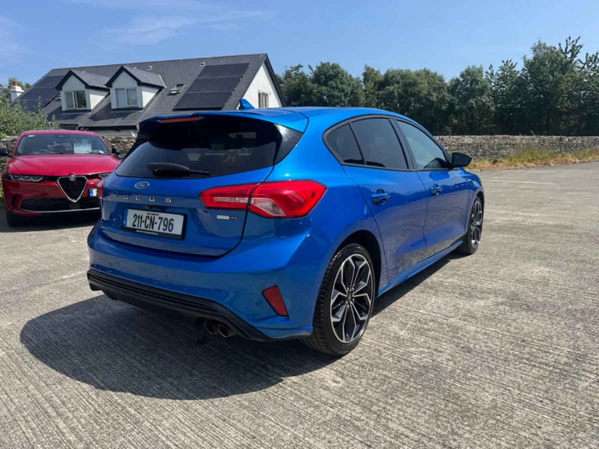 Ford Focus ST-LINE EDITION 1.0T 125 MHEV - Image 3