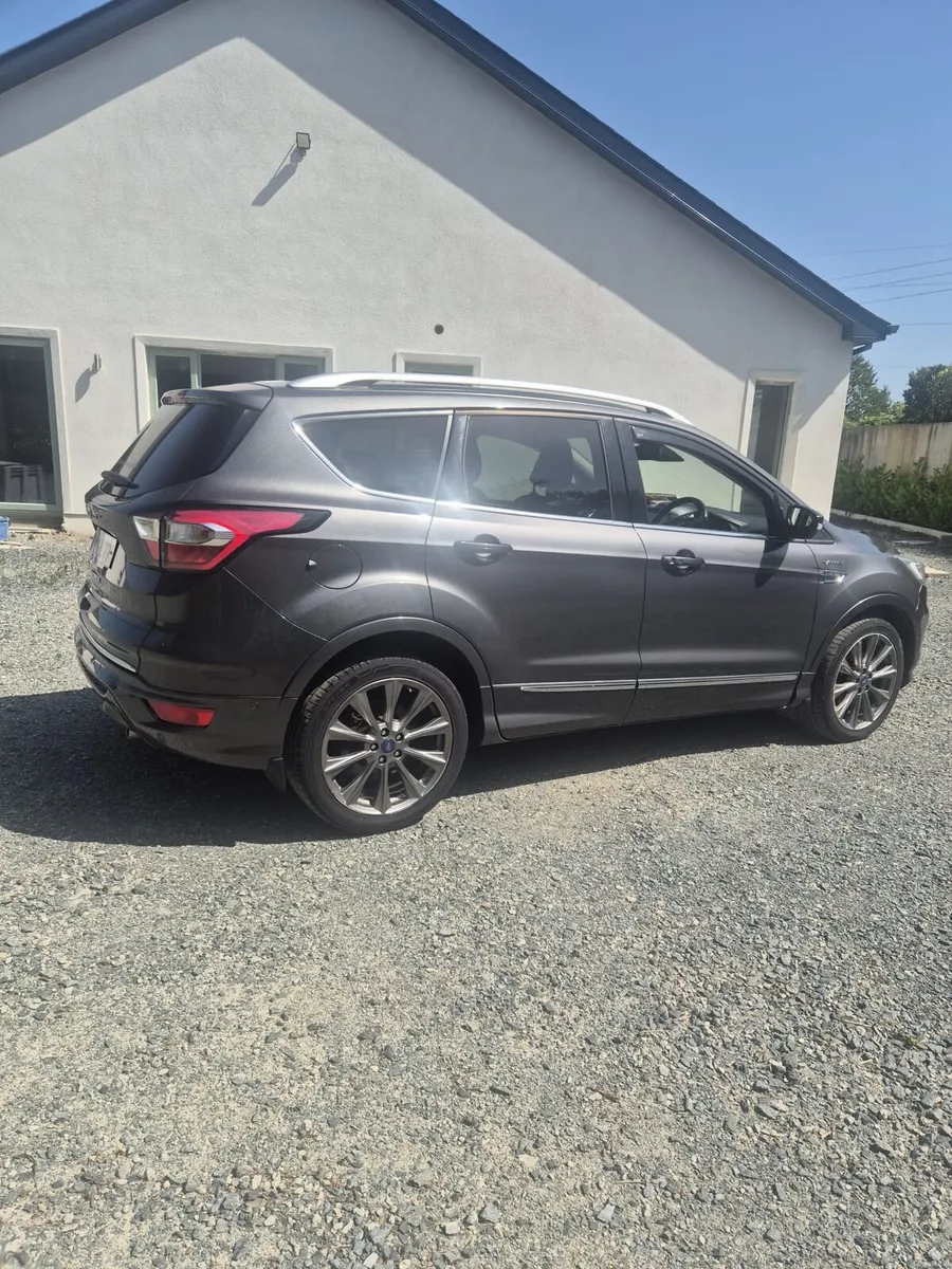 Car - Image 2