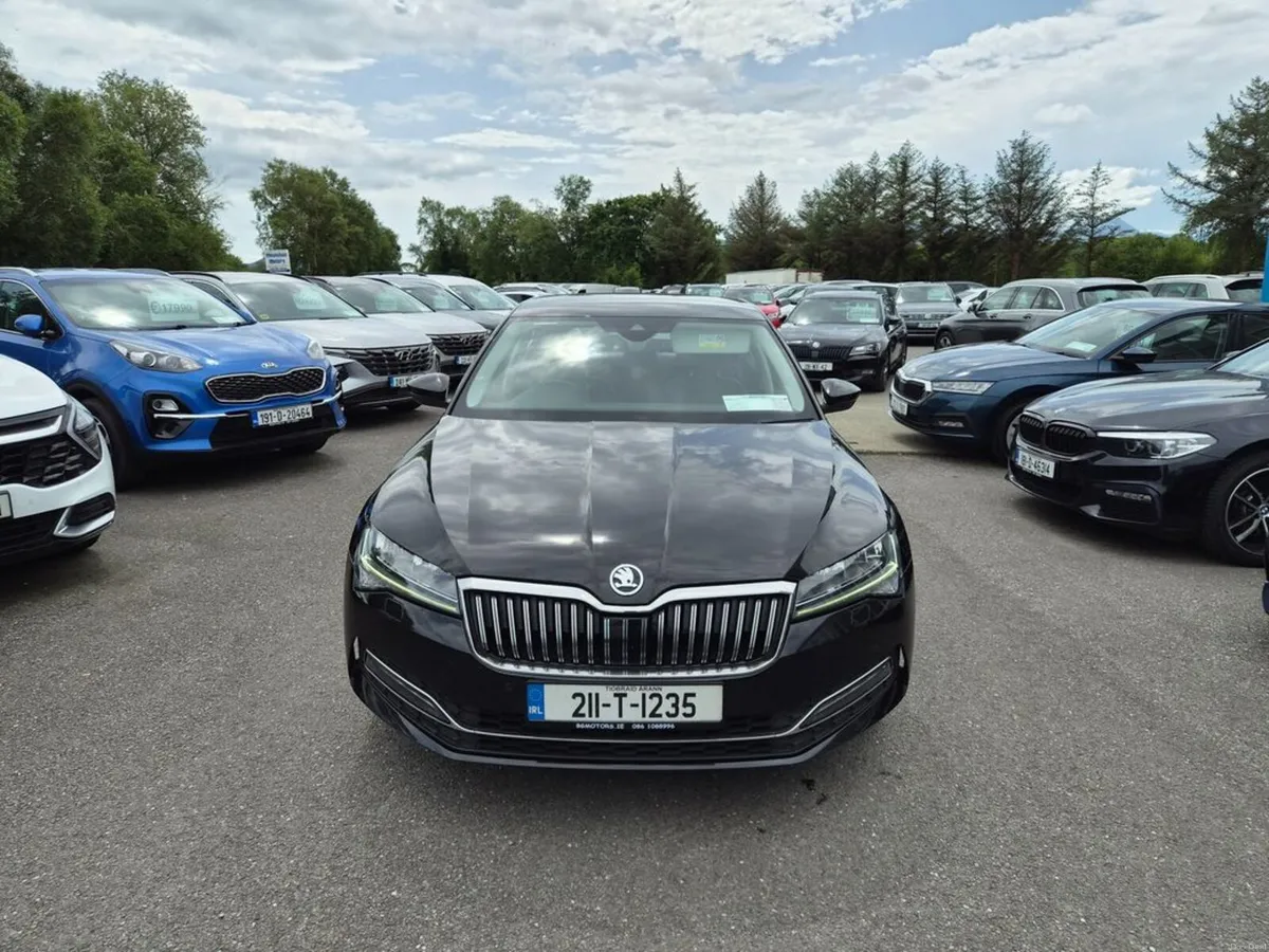 Skoda Superb Style 2.0tdi 150HP 4DR - Image 2