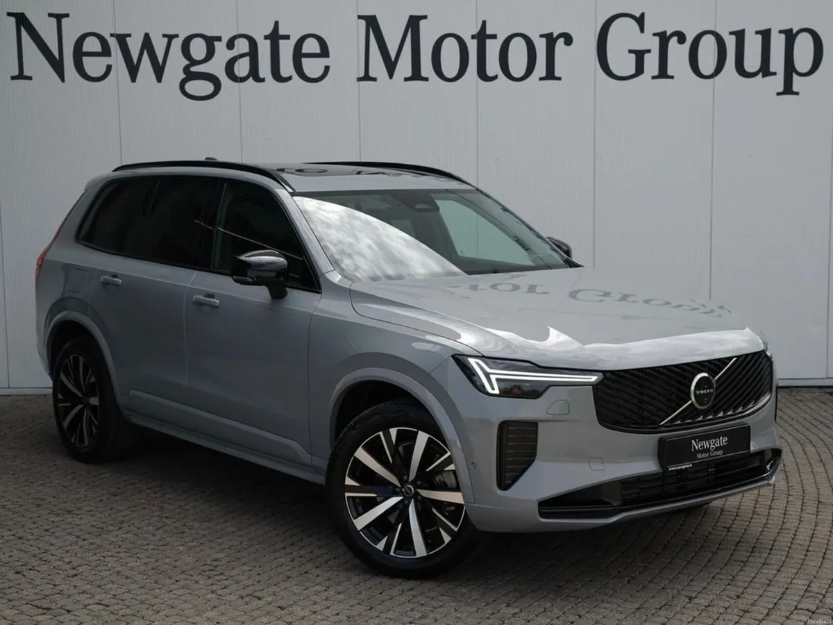 Volvo XC90 T8 PLUS AWD - Image 4