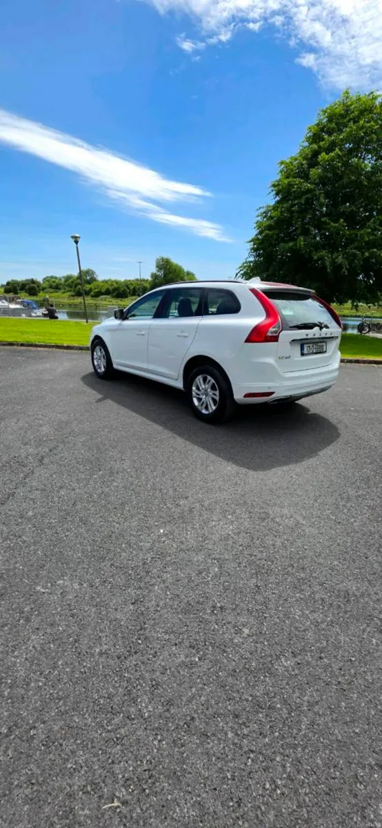Volvo xc60 NEW NCT TAX - Image 3