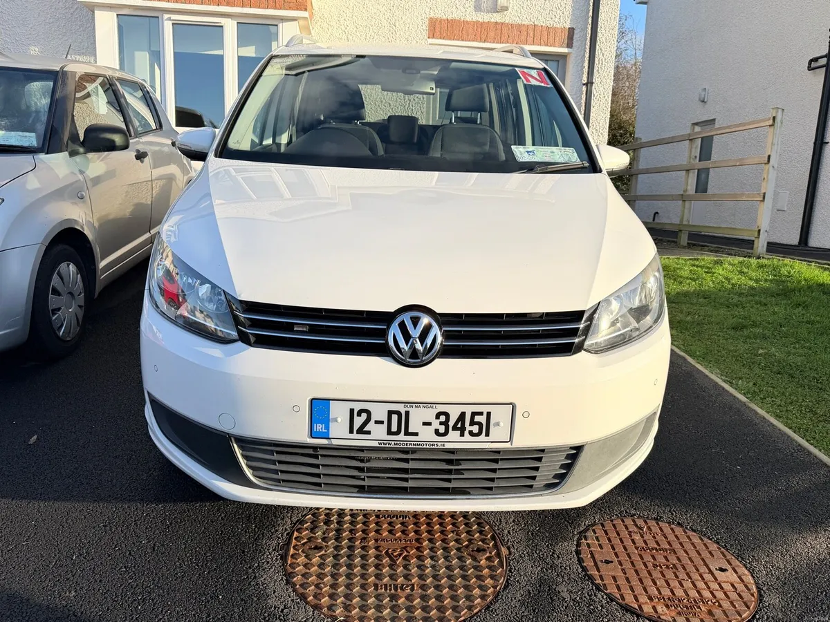 Volkswagen Touran 1.6 TDI - Image 1