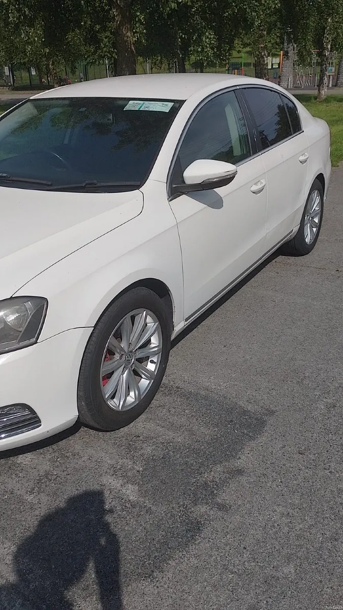 Volkswagen Passat 2014 - Image 1