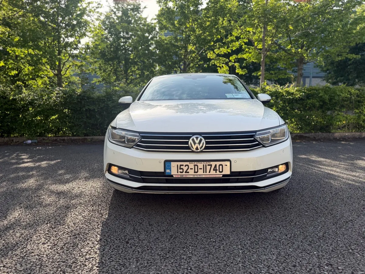 VOLKSWAGEN PASSAT 1.6 AUTO - Image 2