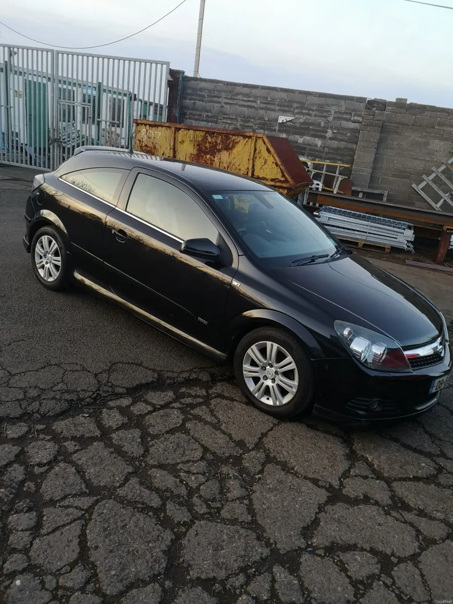 Opel Astra 2008 - Image 2