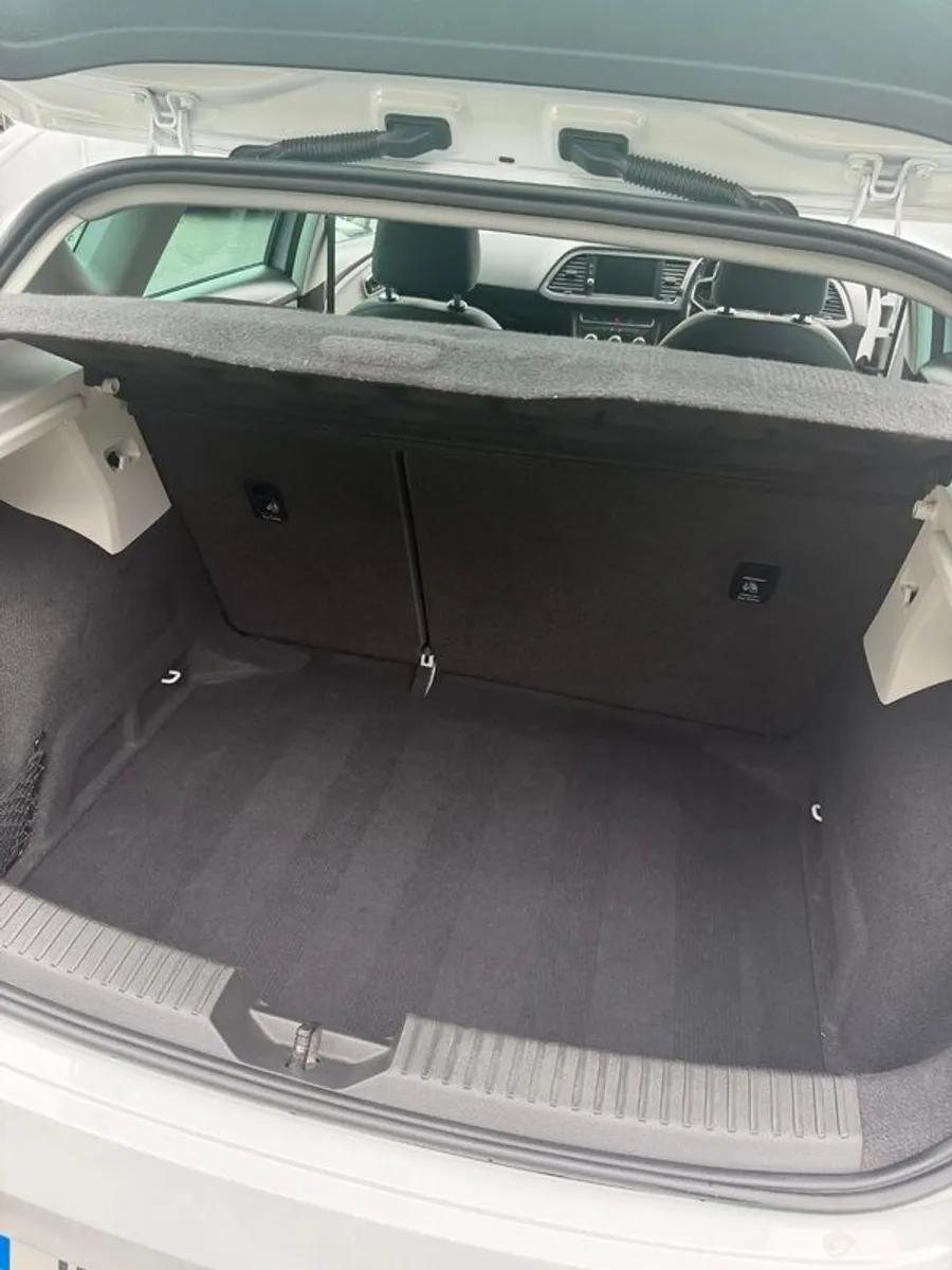 2019 Seat Leon - Image 4