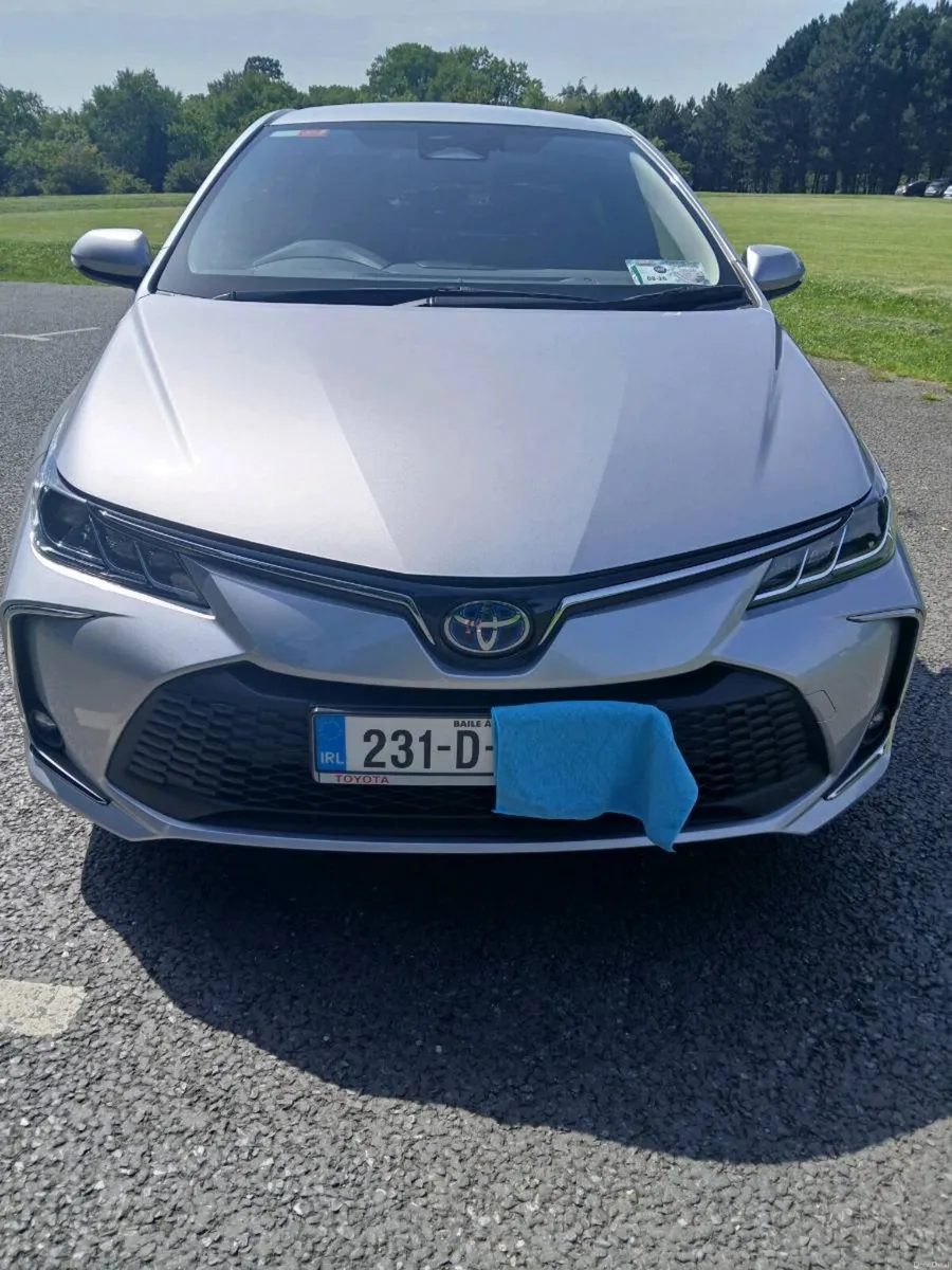 Toyota corrolla saloon - Image 1