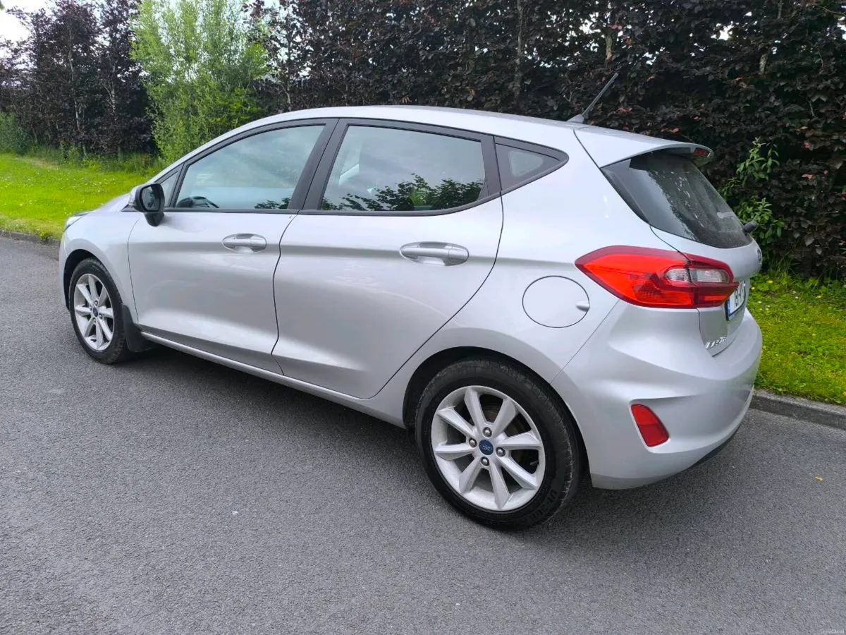 Ford Fiesta 1.1 Zetec Petrol **LOW MILEAGE** - Image 3