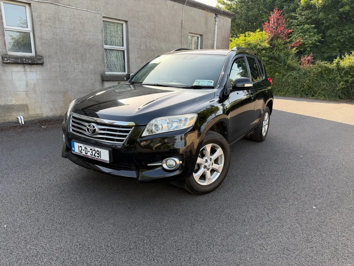 Toyota RAV4 2012 - Image 2