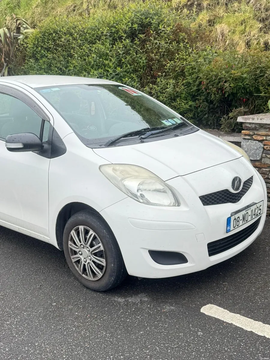 Toyota vitz - Image 2