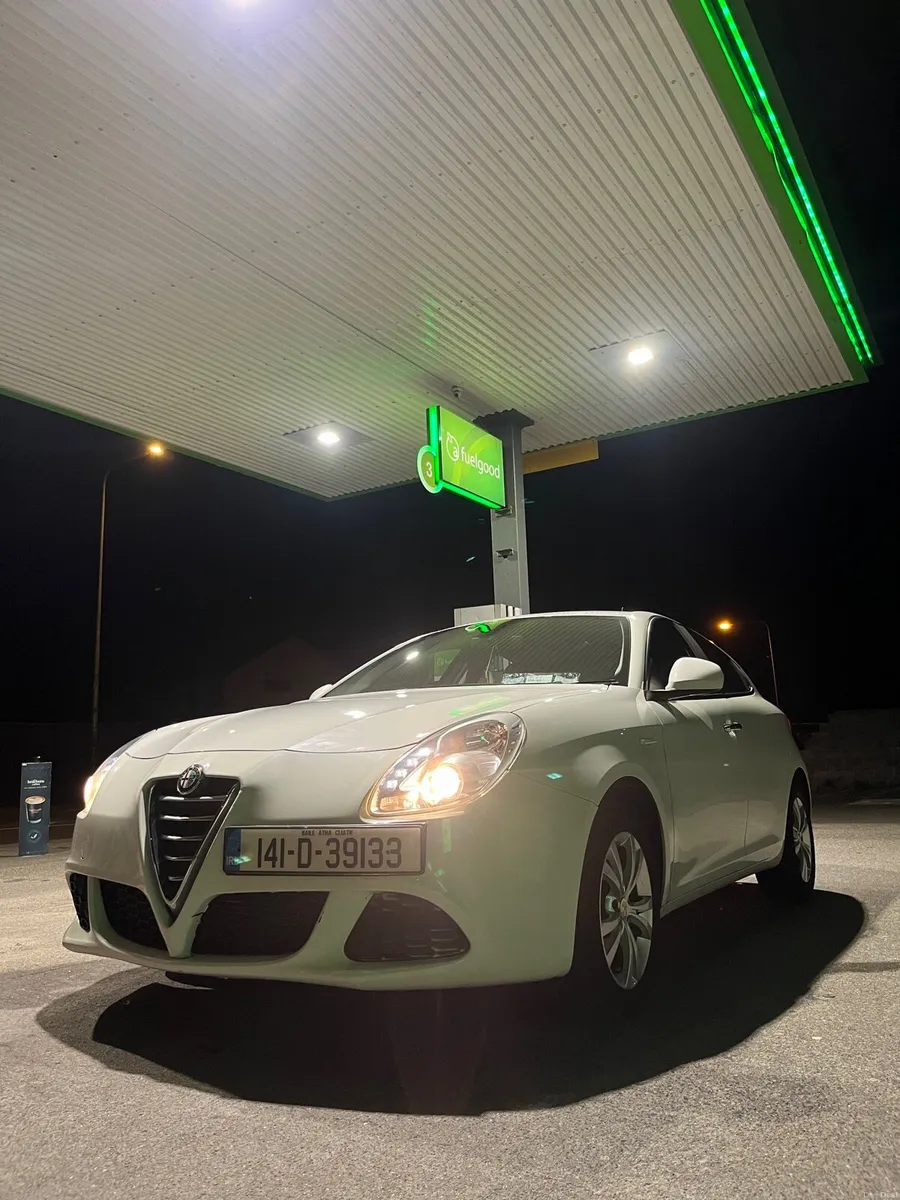 2014 Alfa Romeo Giulietta 1.6 Diesel - Image 1