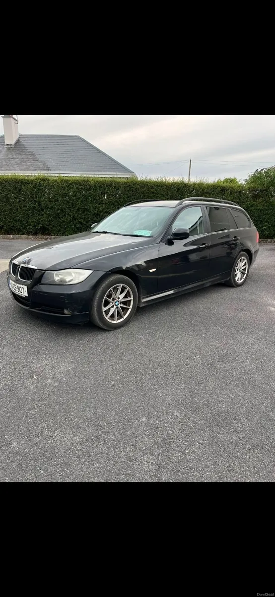 BMW 3-Series 2010 - Image 2