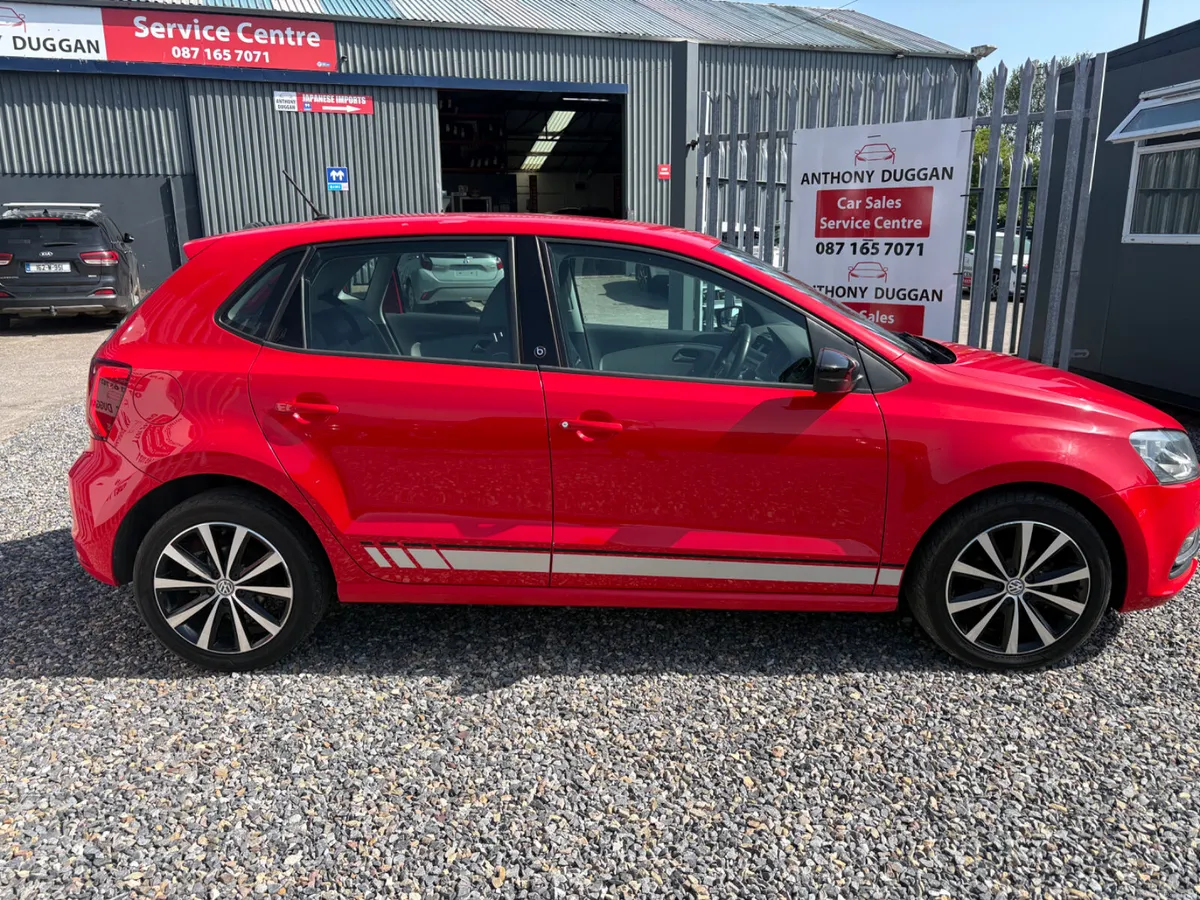2017 Volkswagen polo Beats 1.2 Automatic - Image 2