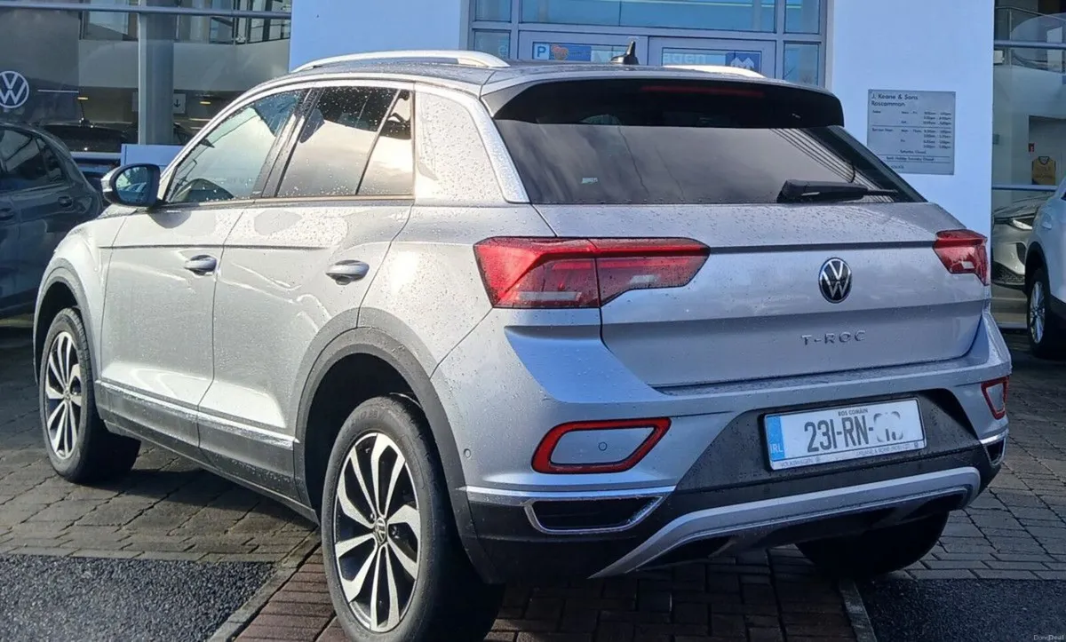 Volkswagen T-Roc Style 2.0 TDI 116HP **REAR VIEW C - Image 4