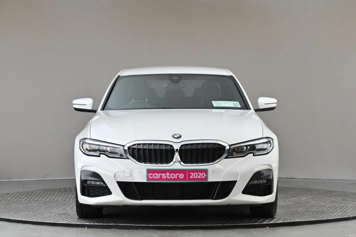 BMW 3-Series 330E M SPORT G20 **BLACK LEATHER** - Image 2