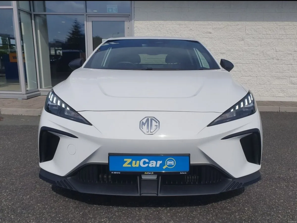 MG MG4 SE  170 Electric 51kWh Auto - Image 3