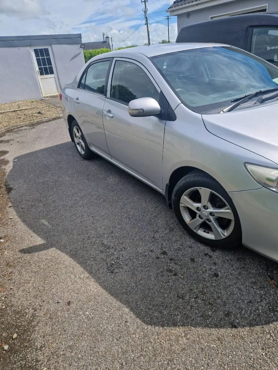 Car - Image 2