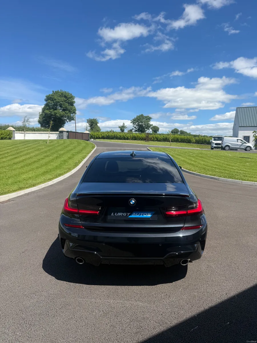 211 BMW 330E M SPORT - Image 5