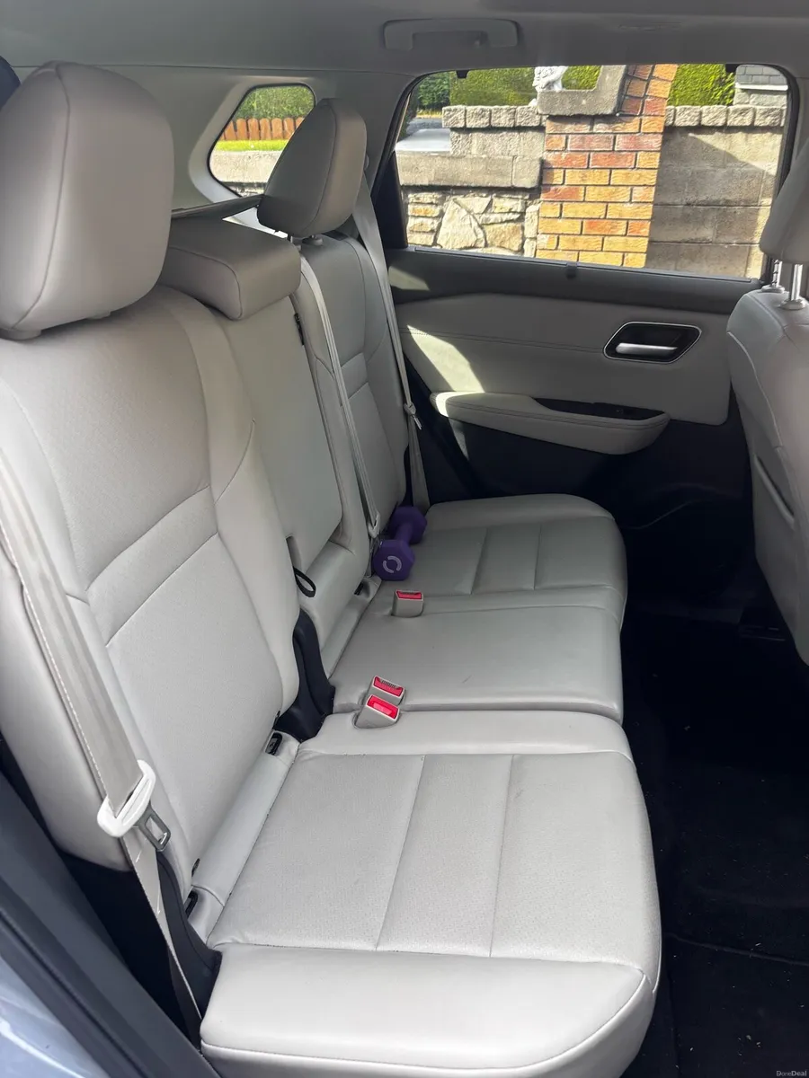 Car - Image 4