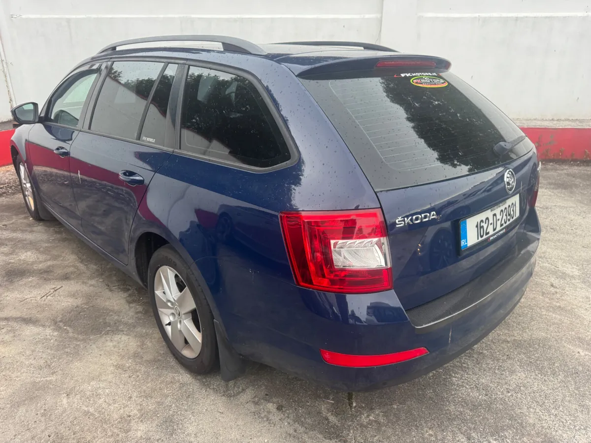 Skoda Octavia 2016 diesel manual - Image 2
