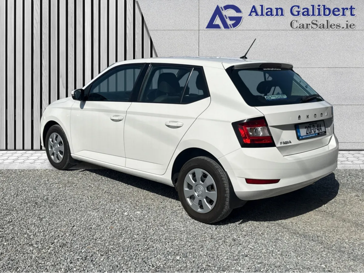 Skoda Fabia ACTIVE 1.0 MPI 60HP 4DR - Image 2