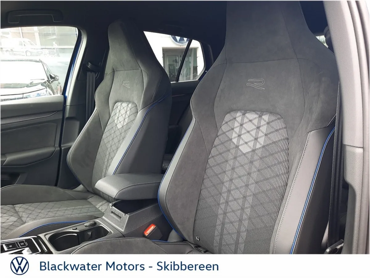 Volkswagen Golf R-LINE 2.0TDI 150BHP AUTOMATIC - Image 2