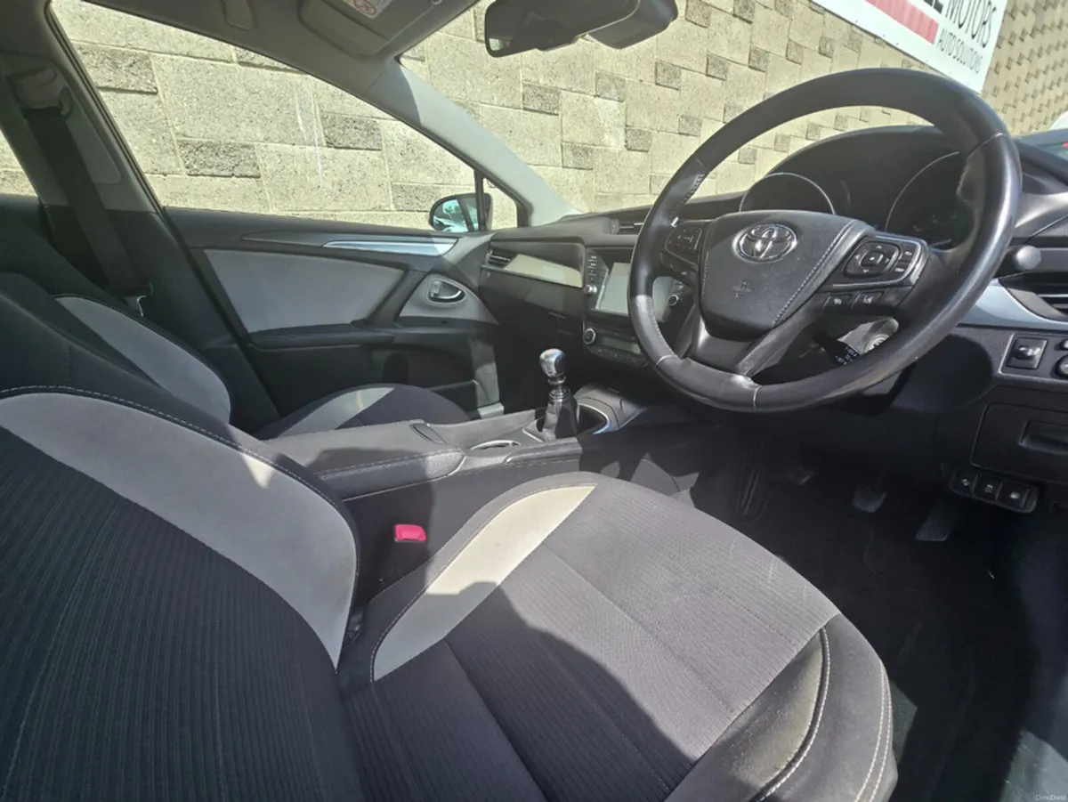 Toyota Avensis 1.6 D-4D BUSINESS EDITION S/S 4DR 1 - Image 3