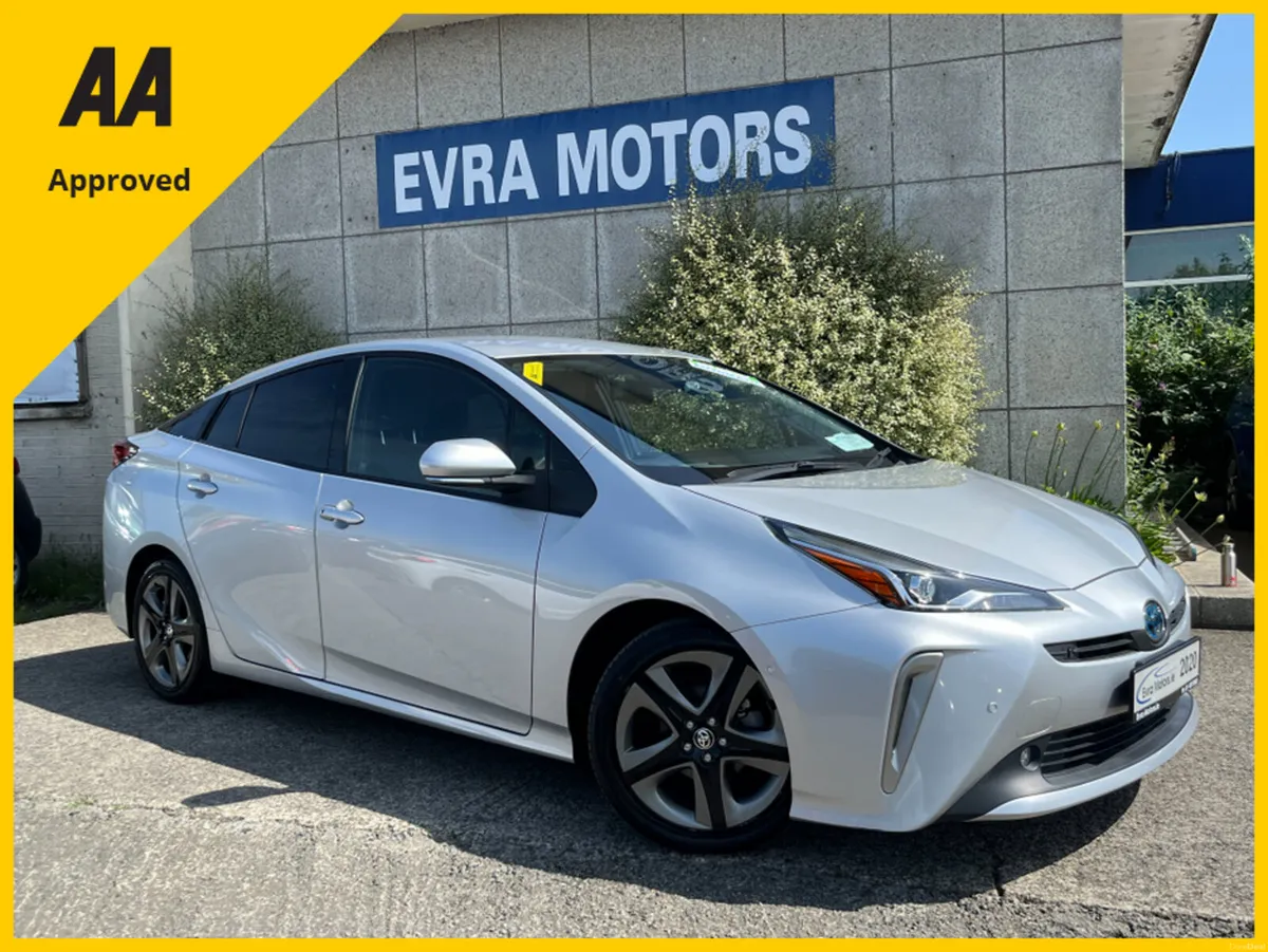 Toyota Prius TOURING SELECTION HYBRID AUTOMATIC 1. - Image 1